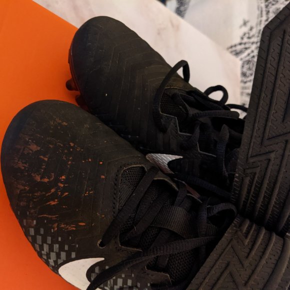 Nike Alpha Menace Varsity 2 Size 6.5 - Picture 3 of 3